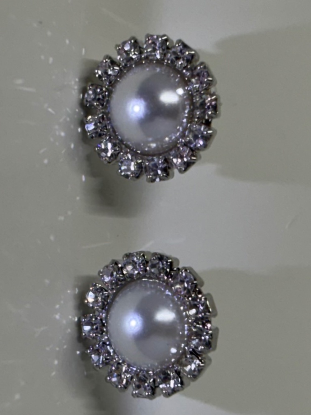 Vintage-inspired Pearl Silver-tone with crystals stud earrings